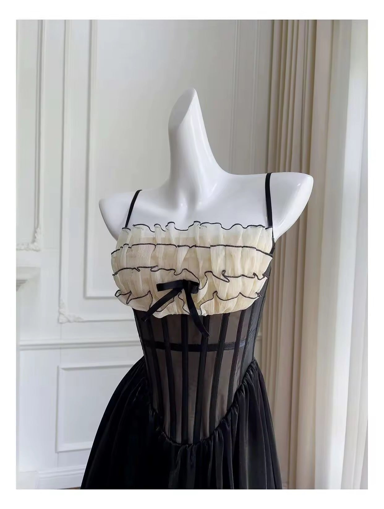 GIZEL DRESS