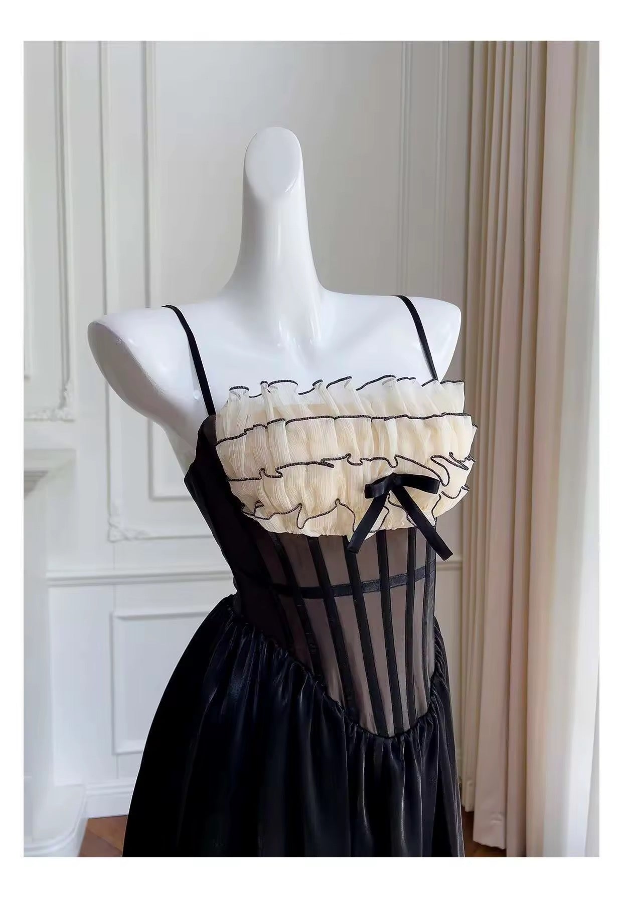 GIZEL DRESS