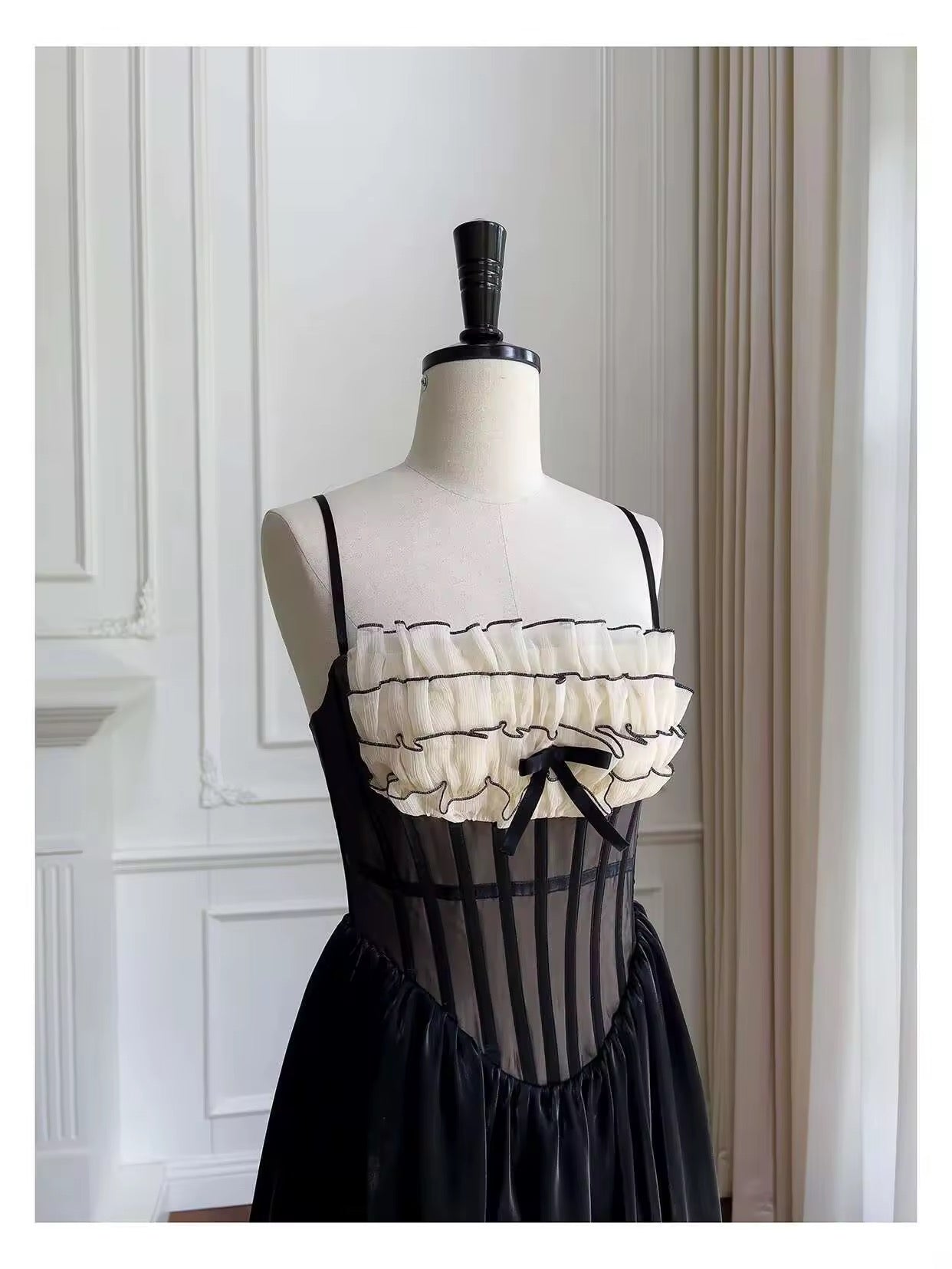 GIZEL DRESS