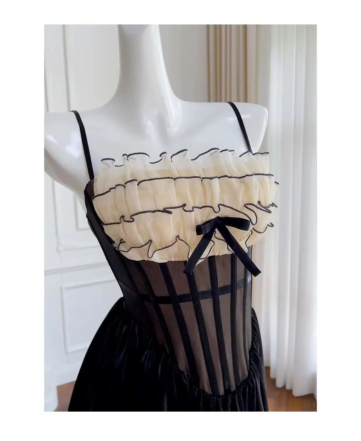 GIZEL DRESS